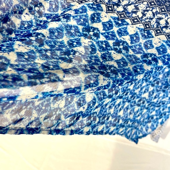 Ana James sleeveless Blouse - Picture 6 of 7